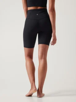 Athleta Short "Elation Ultra Taille haute 7