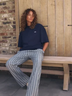 Bande marine - soi-même. Pyjama à manches courtes