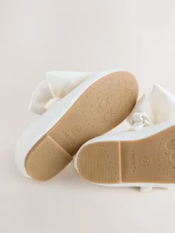 Blanc - Chaussures Mary Jane pour occasions en satin à fleurs avec nœud