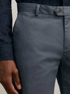 Bleu avio - Short chino casual Reiss Wicket coupe courte