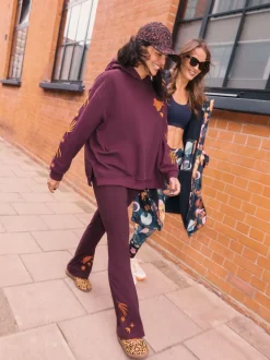 Bordeaux brodé - Leggings évasés en coton Never Fully Dressed