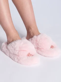Boux Avenue - Chaussons à semelle crantée et à bandes croisées