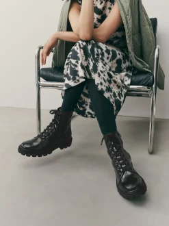 Brevet noir - Bottes à lacets Forever Comfort®