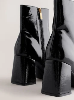 Brevet noir - Bottes à talon carré à bout carré Forever Comfort®