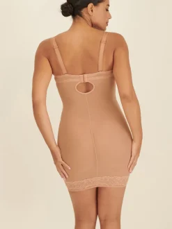 Caramel Nude - Combinaison gainante en dentelle à bonnets