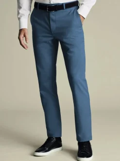Charles Tyrwhitt Coupe ajustée Chic et décontracté Pantalon chino