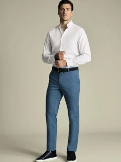 Charles Tyrwhitt Coupe ajustée Chic et décontracté Pantalon chino