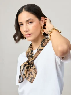 Écharpe marron à imprimé léopard Aela