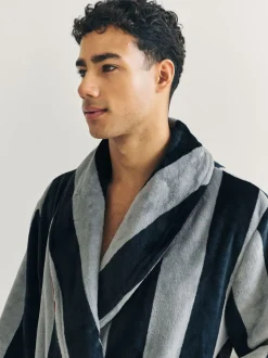 Chelsea Peers Robe de chambre en laine polaire