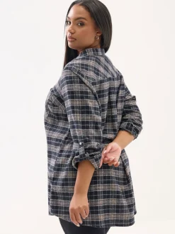 Chemise Yours Curve coupe boyfriend à carreaux