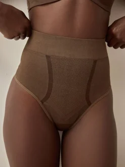Chocolat Nude - Slips gainants fermes sans coutures pour le contrôle du ventre