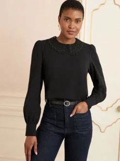 Col en dentelle noire - Love & Roses Chemisiers