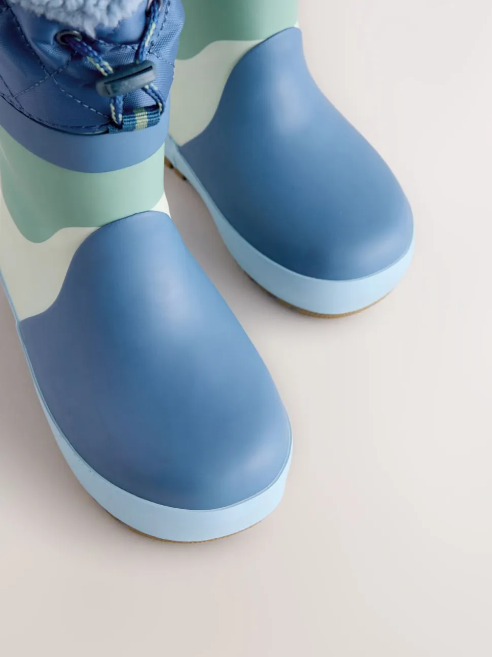 color block bleu - Bottes en caoutchouc thermique Thinsulate™ avec extrémité doublée