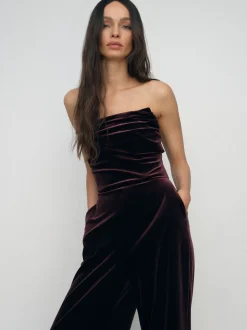 Combinaison sans bretelles drapée en velours Reiss Andria