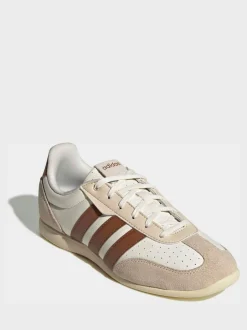Crème/blanc - Baskets adidas Barreda Lo