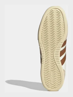 Crème/blanc - Baskets adidas Barreda Lo