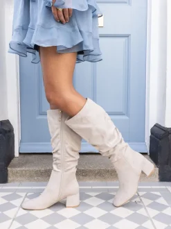 Écru - Novo Bottes au genou froncées à talon carré geri