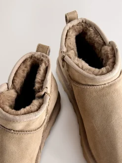 Daim taupe neutre - Bottes en fausse fourrure déperlantes
