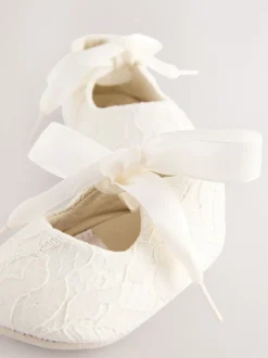 Dentelle crème - Chaussures grande occasion nouées sur le devant pour bébé (0-24mois)