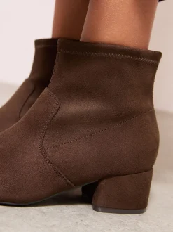 Friends Like These Bottes à talon bas et talon carré à chaussettes