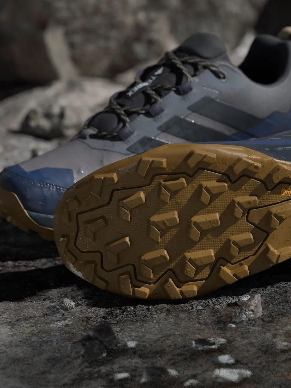 Gris - adidas Baskets de randonnée Terrex Skychaser AX5 GORE-TEX