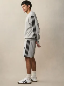 Gris - adidas Essentiel 3-Court en éponge Rayure