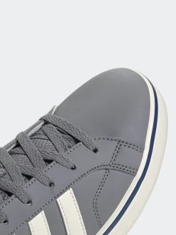 Gris - adidas VS Pace Trainers