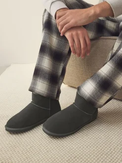 Gris - Signature Bottes en daim avec doublure en fausse fourrure