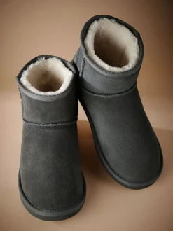 Gris - Signature Bottes en daim avec doublure en fausse fourrure