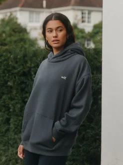 Gris de charbon de bois - soi-même. Capuche