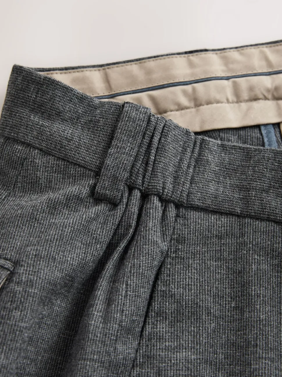 Gris de charbon de bois - Pantalon élégant en coton brossé texturé coupe classique