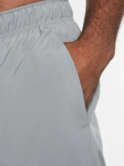 Gris fumé - Nike Short de course Challenger Dri-FIT 5 pouces 2-en-1