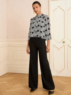 Gris imprimé cœur - Chemisier Love & Roses plissé à manches flûte à col rond