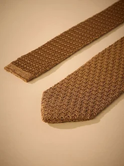 jaune ocre - Cravate Signature en soie texturée