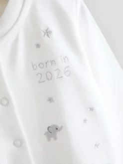 Jojo Maman Bébé Combinaison de nuit brodée Born In 2026