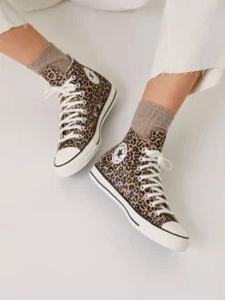 Leopard Marron - Converse Baskets Chuck Taylor en daim sur l’ensemble