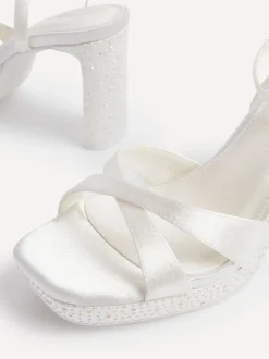 Linzi Sandales à talons plateformes Mariage Romantica avec Ornements