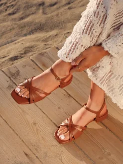 Linzi Sandales Zenna à lanières et talons