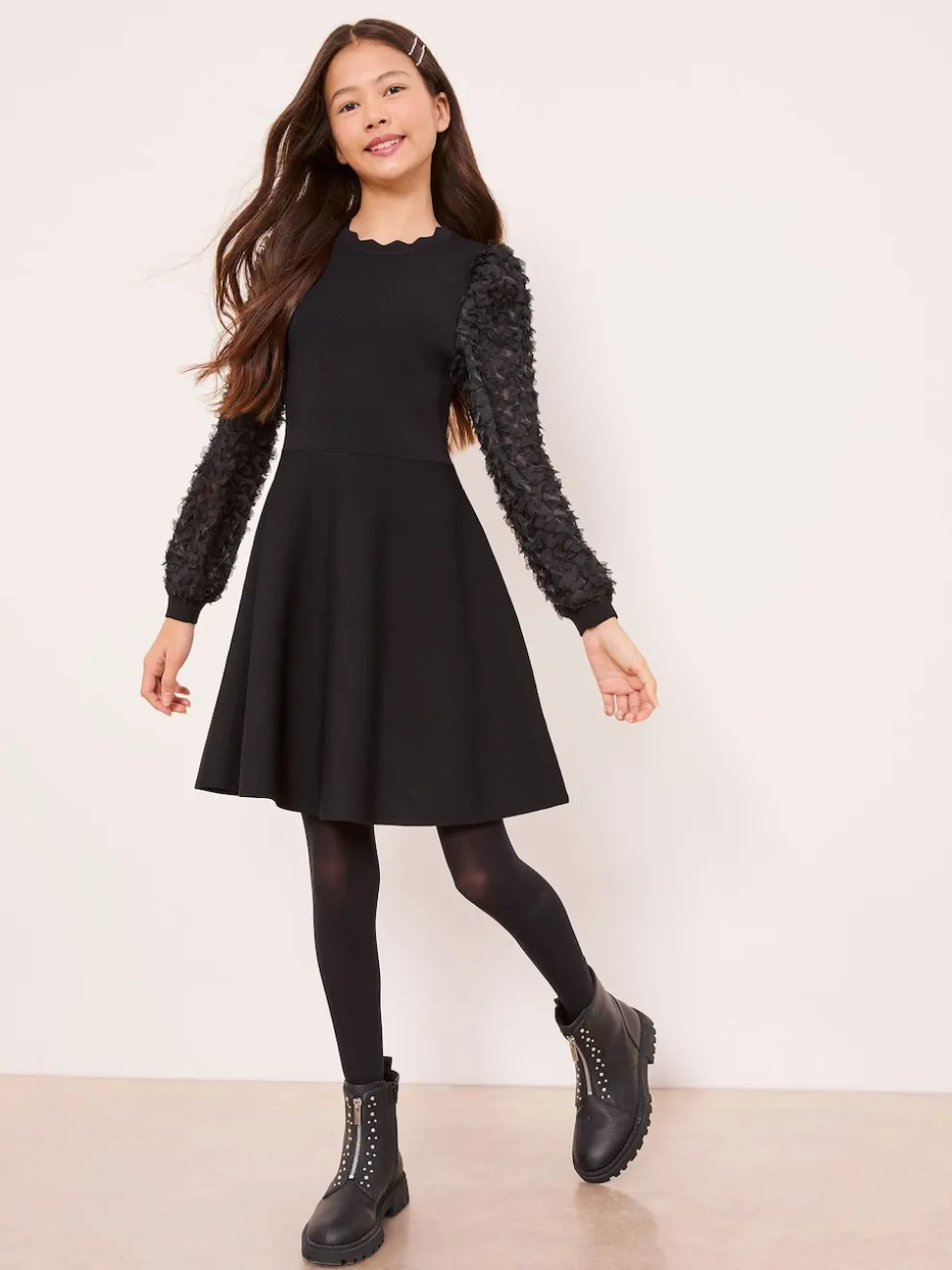 Lipsy Robe en maille à manches texturées (5-16ans)