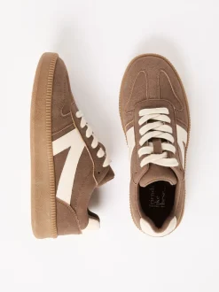 Marron - Baskets de sport Friends Like These à lacets rétro à semelle en gomme