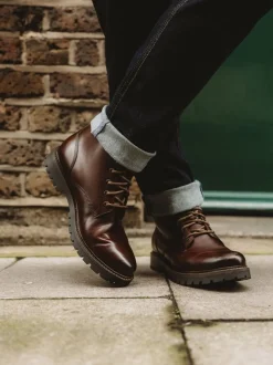 Marron - Bottes Base London en nickel à 7 œillets