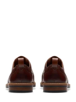 Marron - Chaussures Clarks Aldwin Limit en cuir