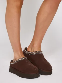 Marron - Mules tressées Loungeable Platform en peau de mouton véritable