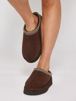 Marron - Mules tressées Loungeable Platform en peau de mouton véritable
