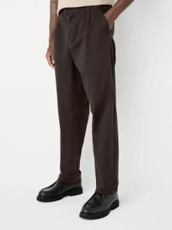 Marron - Pantalons chinos extensibles à double pli