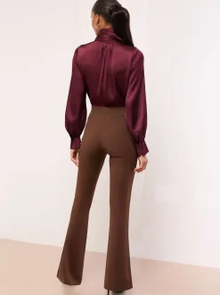 Marron chocolat - Lipsy pantalon bootleg taille haute évasé