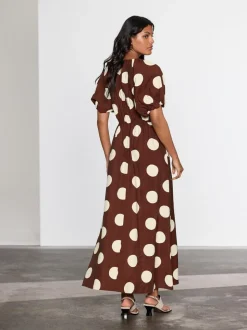 Marron chocolat à pois - Robe mi-longue imprimée à manches bouffantes
