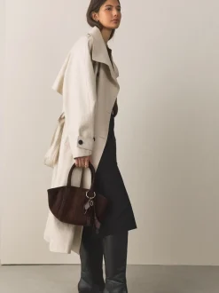 Marron chocolat - Sac à bandoulière avec breloque fleur en daim