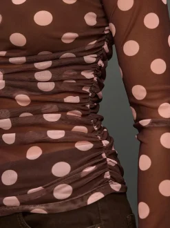 Marron chocolat/rose à pois - Haut en maille latérale froncée à manches longues