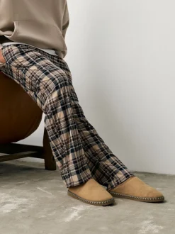 Marron fauve - Chaussons mules à bande en microdaim